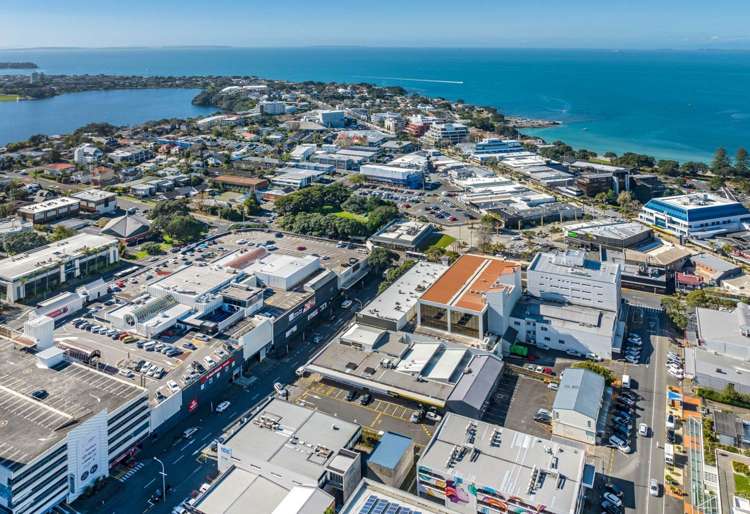 GF/519-521 Lake Road Takapuna_10