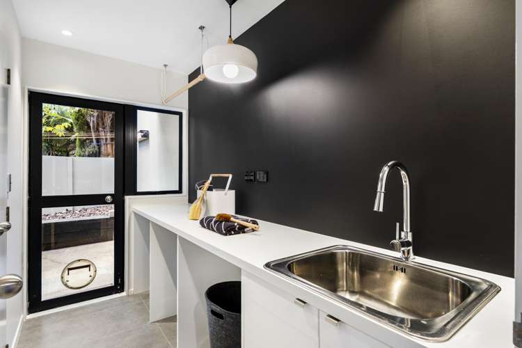 77B Waiatarua Road Remuera_13