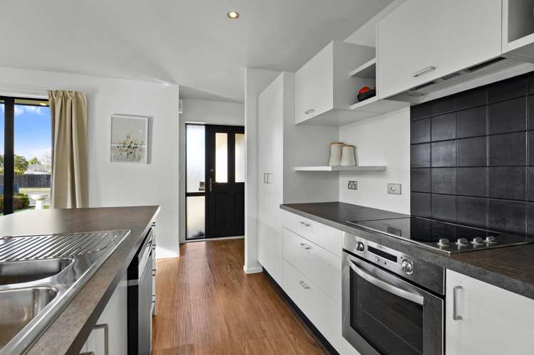 15 James Street_5