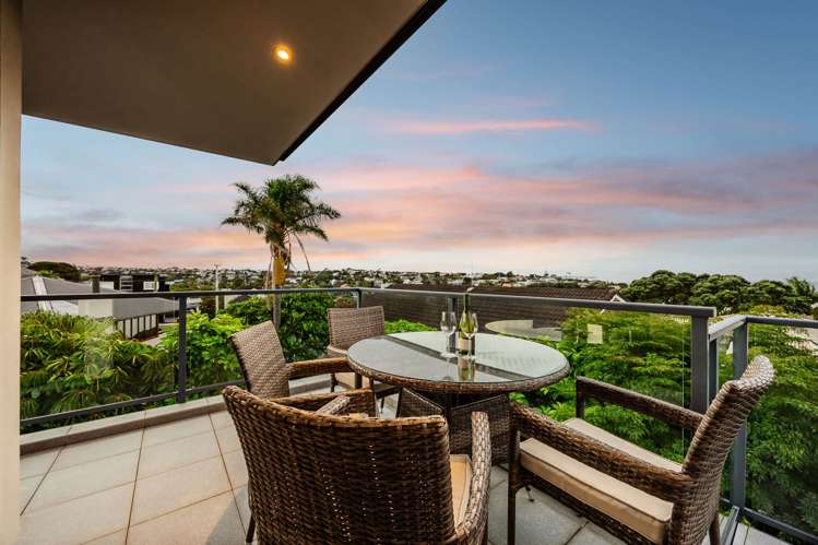 9a Scarboro Terrace Murrays Bay_14