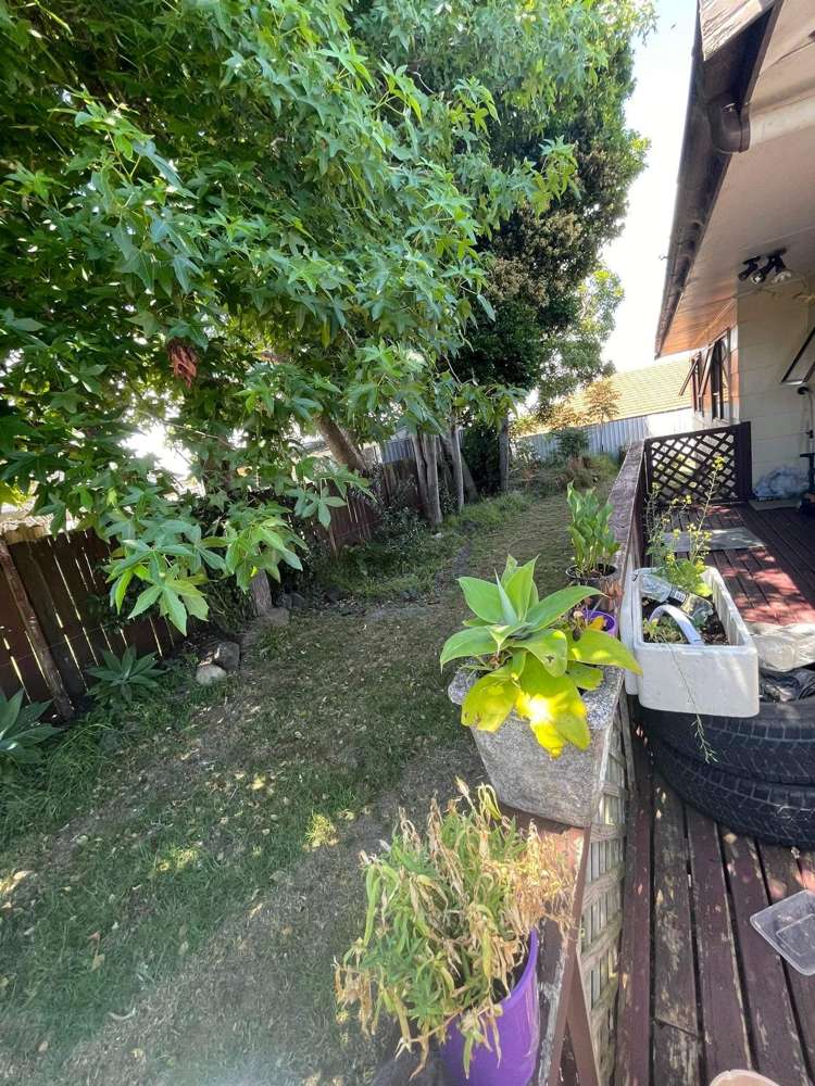 2/20 Burundi Avenue Clendon Park_11