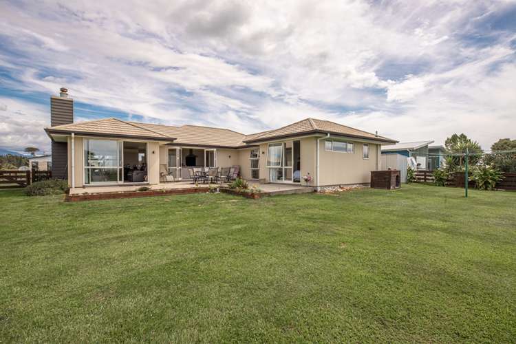 6 Elley Drive Carters Beach_32
