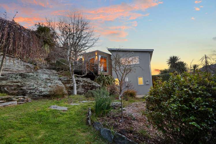 240 Peninsula Road Kelvin Heights_7