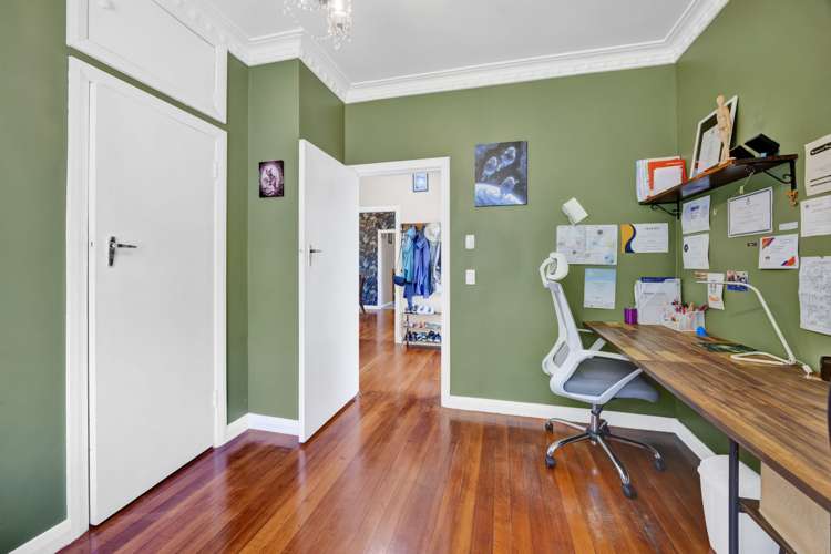 114 Brecon Road Stratford_19