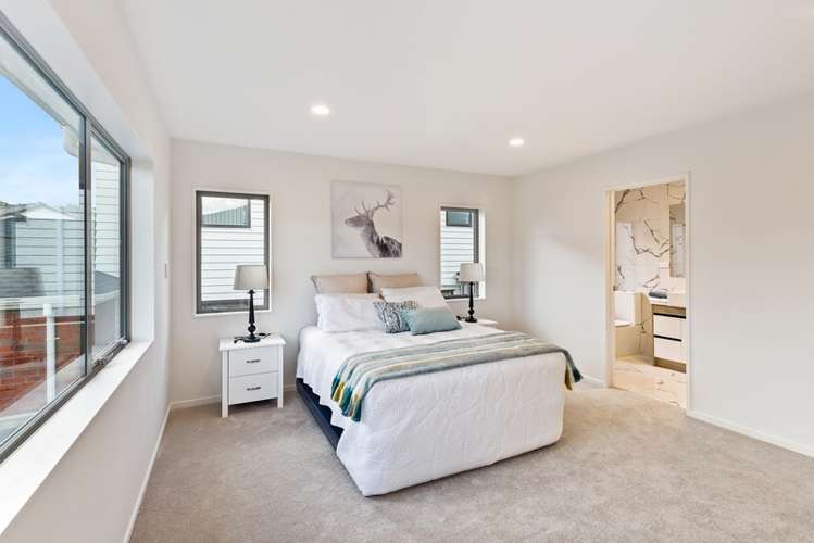 7 Greenan Drive Flat Bush_12