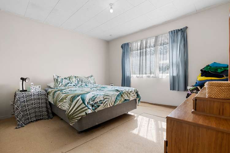 17 Dillon Crescent Clover Park_2