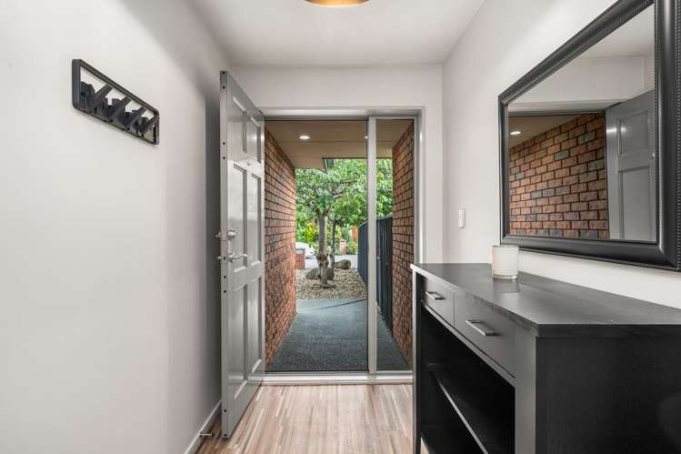 11 The Tors Heathcote Valley_15