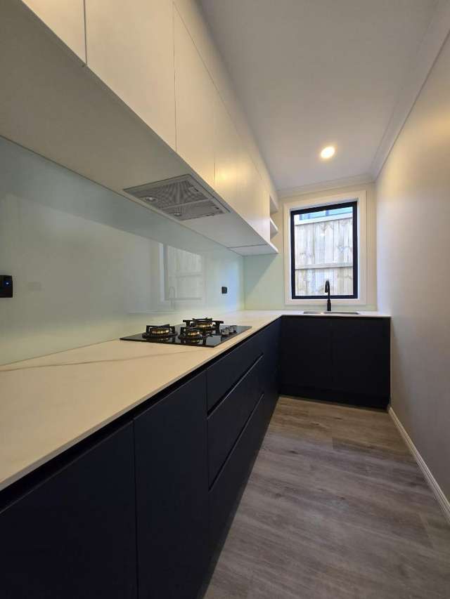 Granny/30 Blackshed Road 10673_3