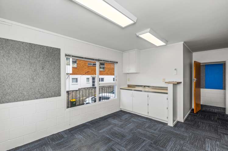 1 Lydia Avenue Northcote_5