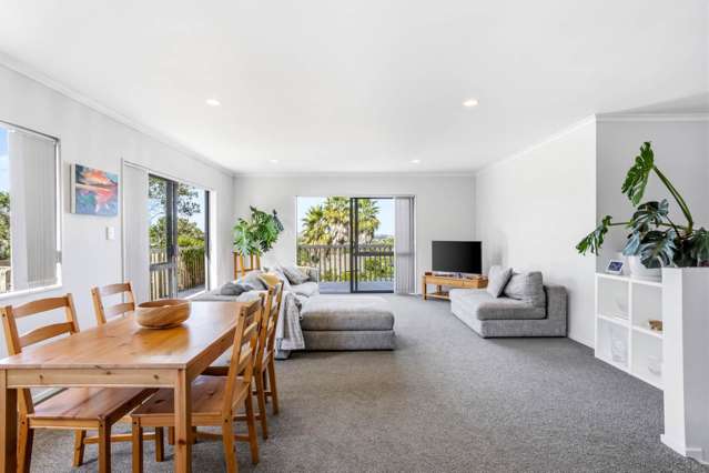 7 Rivervale Grove Stanmore Bay_4