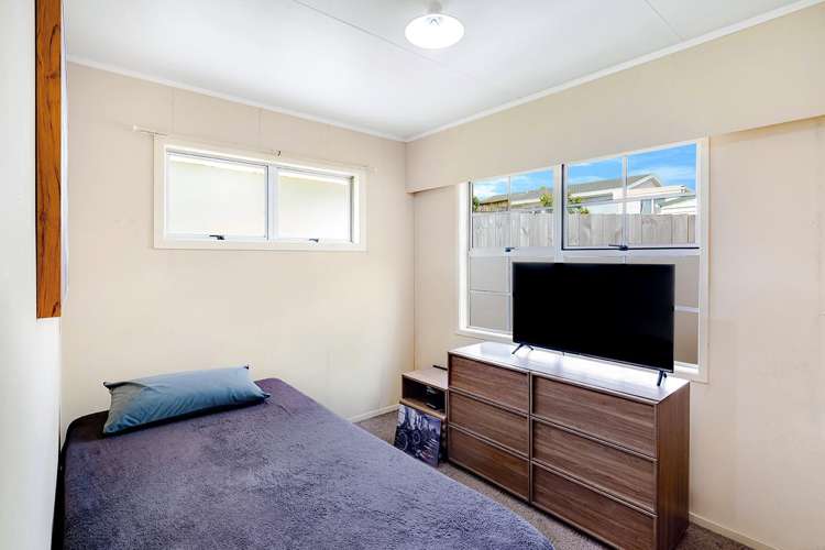 76 Amanda Avenue Dinsdale_14