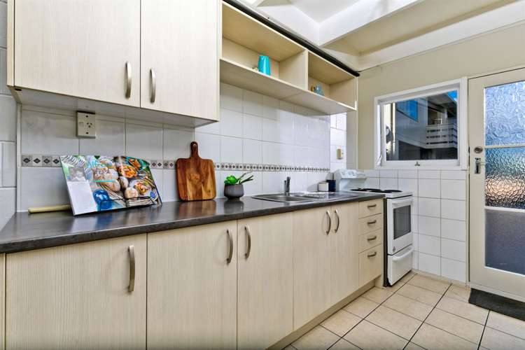 6/5 Keeling Road Henderson_7