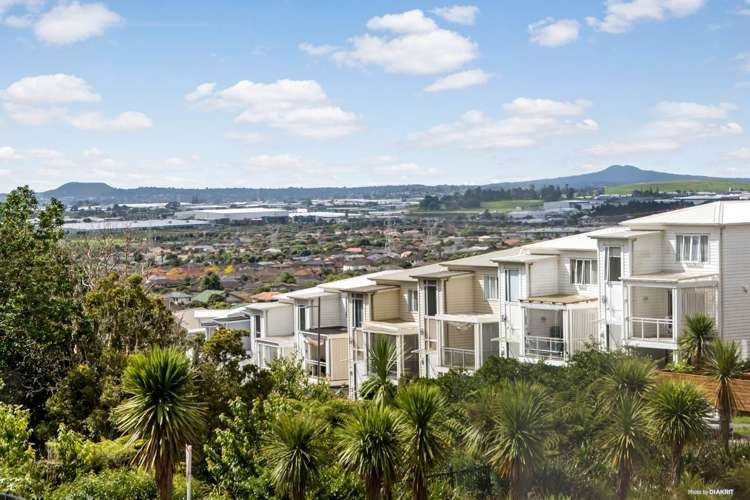 72 Joseph Street Flat Bush_19