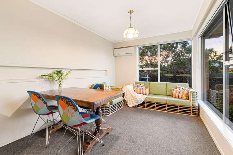 2 House Avenue Mangere Bridge_10