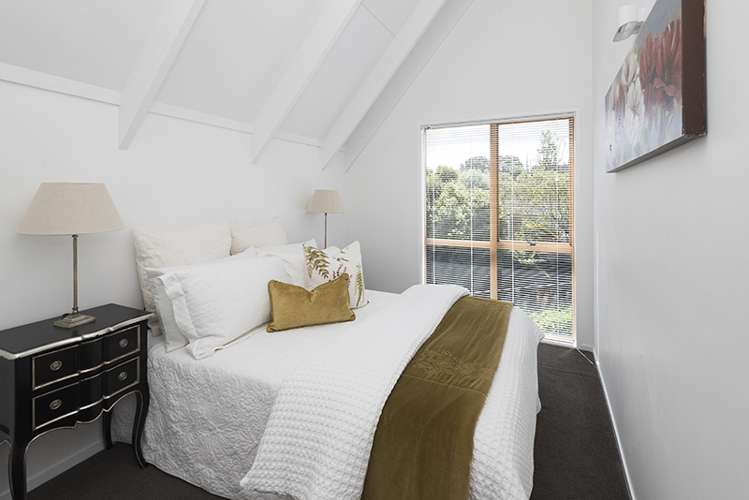 9a Luplau Crescent Cockle Bay_14