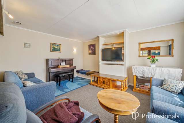 12 Miles Crescent Wainuiomata_2