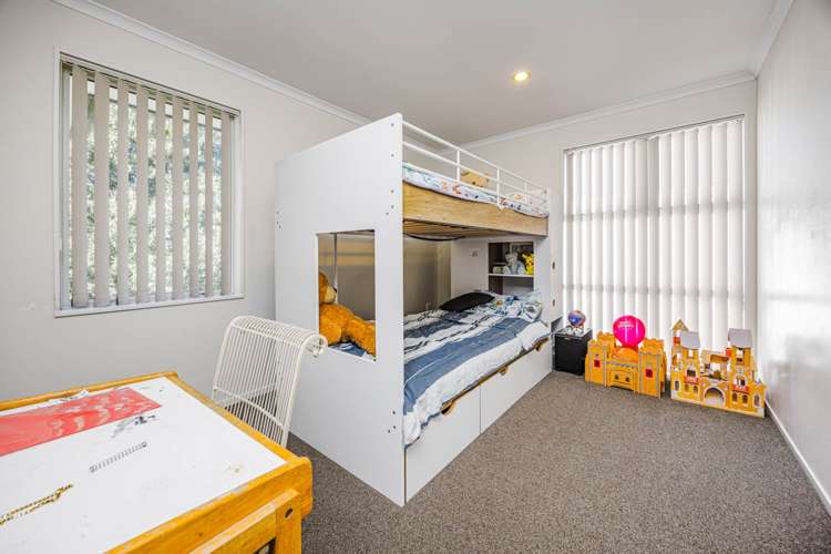 13 Phar Lap Crescent Takanini_7