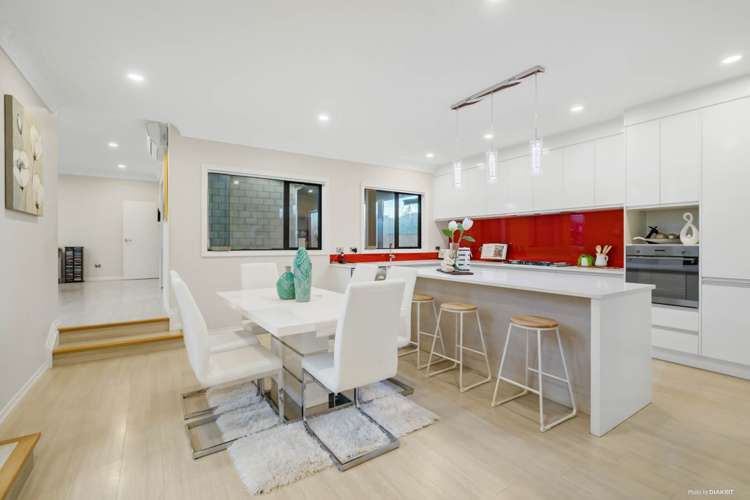 1 Veneta Close Flat Bush_5