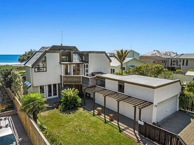 Ohope Beach's And Beachfront