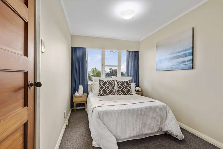 57 Kinghorne Street Strathmore Park_10