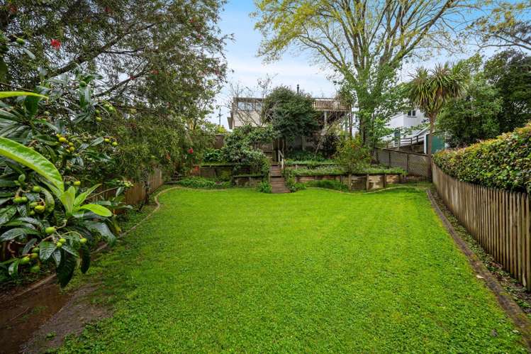 86 Beach Road Mellons Bay_25