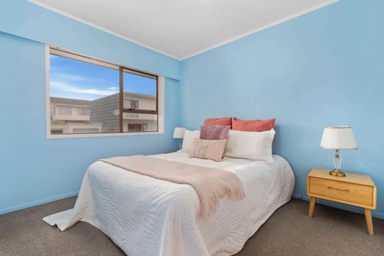 1/17 Butley Drive Farm Cove_13