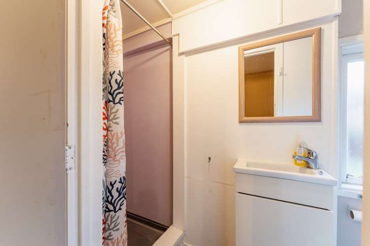 477 Kaikorai Valley Road Bradford_19