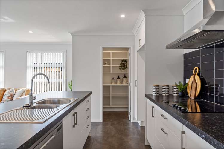 6 Dumas Place Rosehill_3