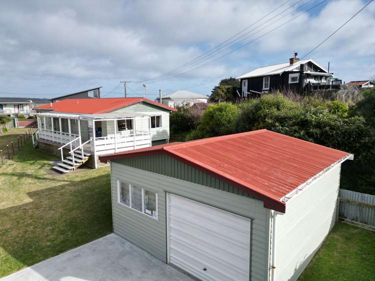 24 Hall Place Foxton Beach_18