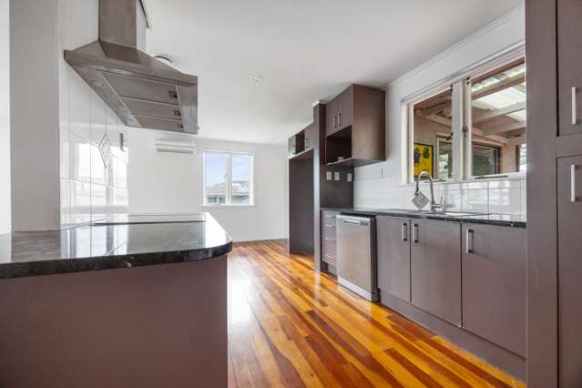 Coastal Charm & Freshly Renovated Space