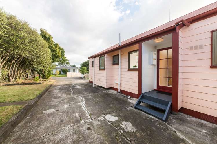 70 Hutchinsons Road Bucklands Beach_7