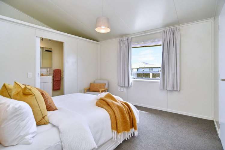 3 Kingsbridge Drive Burwood_9