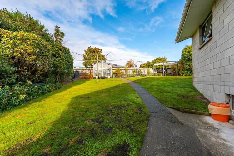 12 Benmore Street Glenwood_20