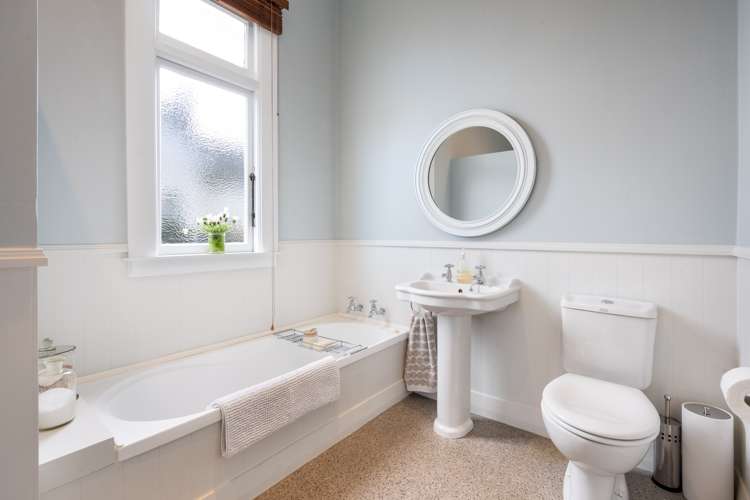 20 Coughtrey Street Saint Clair_13