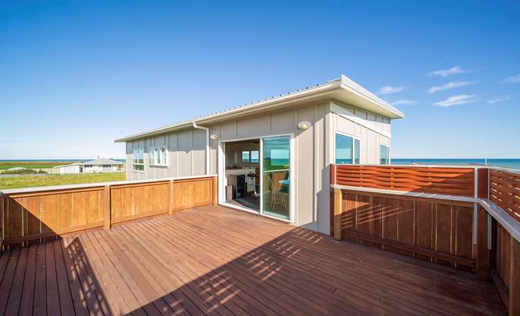 285 Tai Road Opunake_9