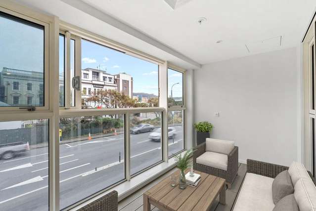 2b/5 Kent Terrace Mount Victoria_2