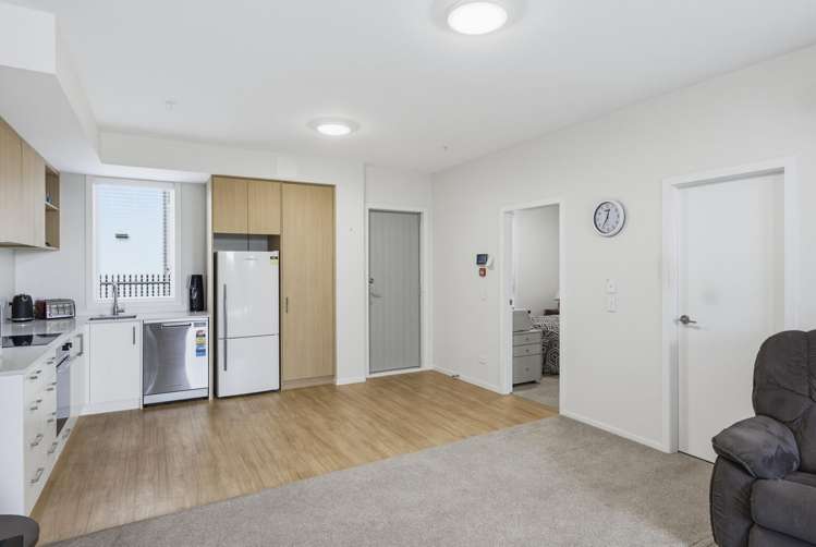 7/55 Maclean Street Paraparaumu Beach_3