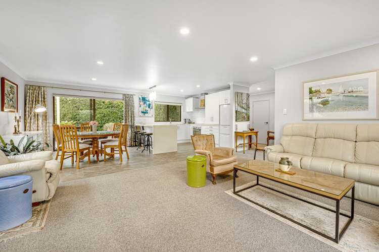 1 Parkwood Crescent Gulf Harbour_10