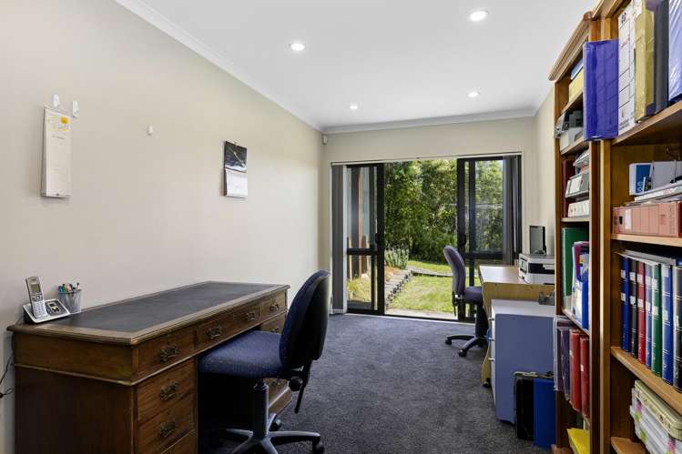 71 Mt Marua Way Mount Marua_25