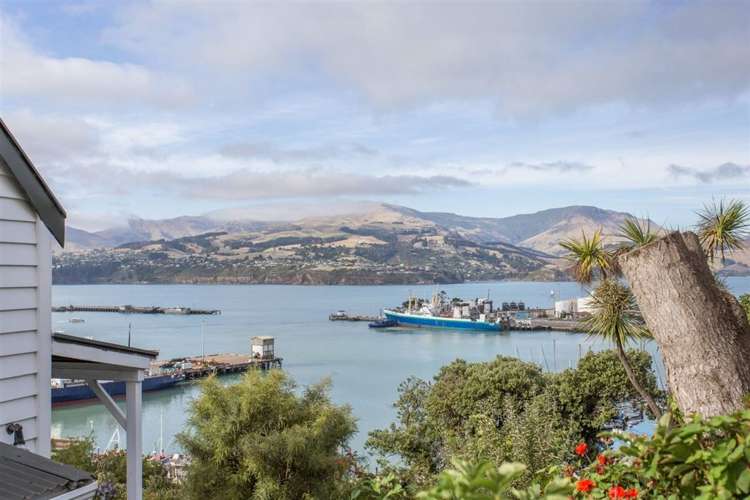 11 Cunningham Terrace Lyttelton_10