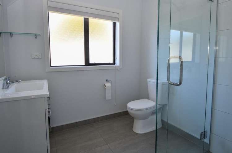 9 Ashmore Park Road Carterton_9