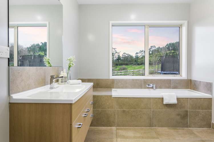 1526a Weranui Road Wainui_14