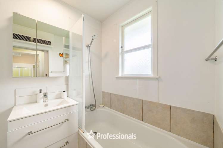 10 Gray Avenue Paraparaumu Beach_13