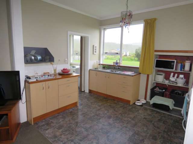 16 Lewis Street Kahurangi National Park_1