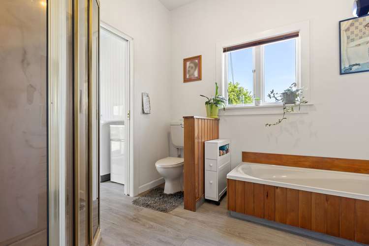 188 Gayhurst Road Dallington_19