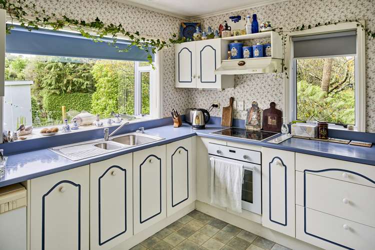 23 Ronald Woolf Place Churton Park_3