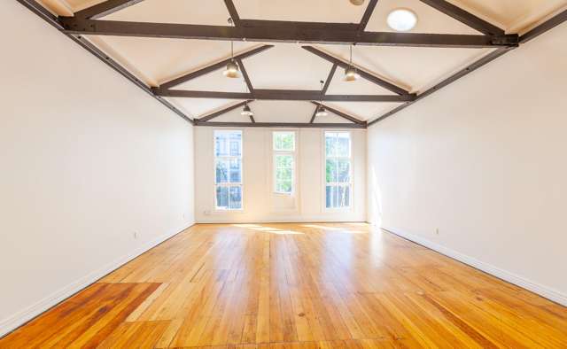 Charming Office Space | 120m²