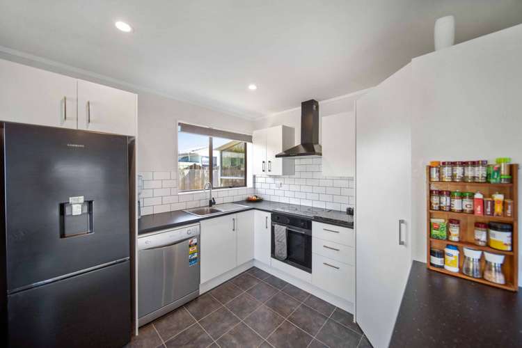 3/14 King Edward Avenue Papakura_5