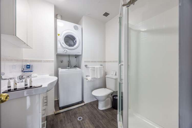 8b/50 Eden Crescent Auckland Central_2