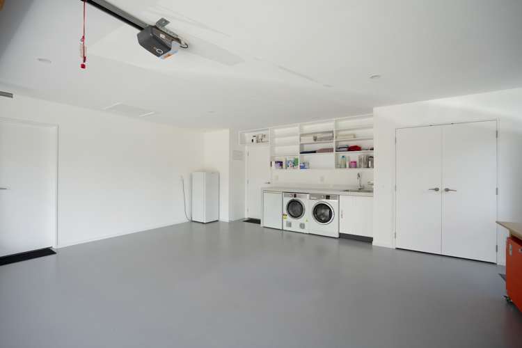 3 Hathaway Lane Rangatira Park_16